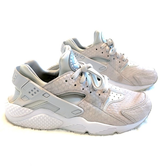 Nike Air Huarache Run Prm Womens Running Shoes - Picture 1 of 11